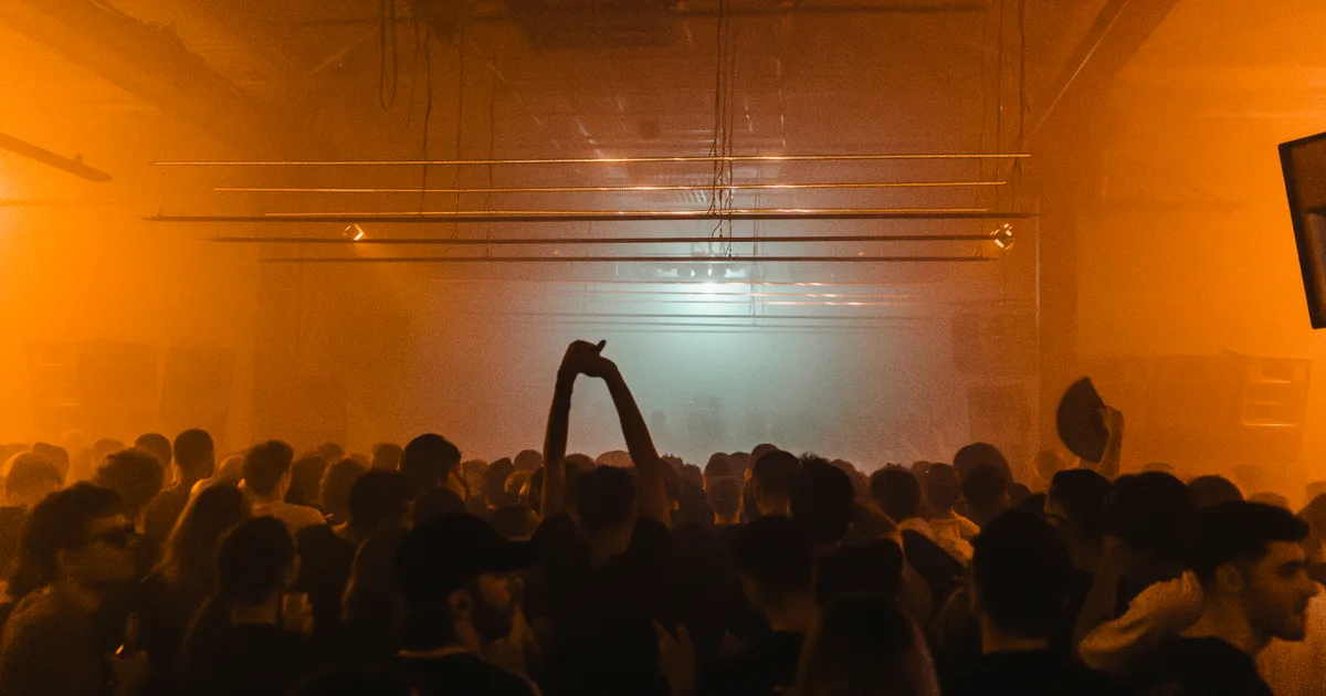 12 15 6 9 by Numéro & TGIB — ADE