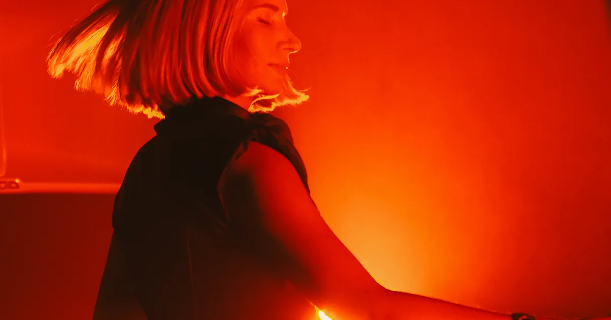 Yulia Niko & Friends: Droppie In-store Session — ADE