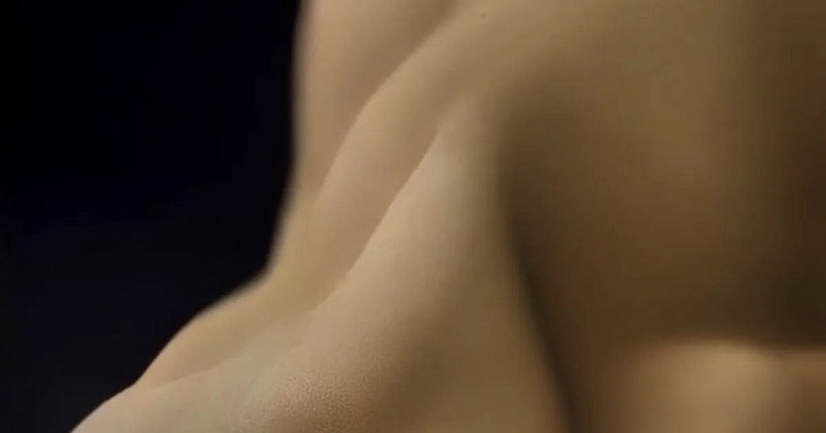 Human figure, diffused by Cris Mollee — ADE