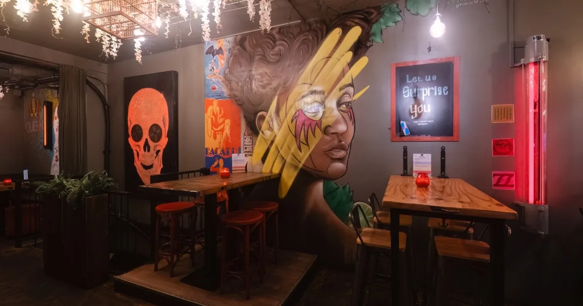 50:HERTZ House & Techno Cafe West